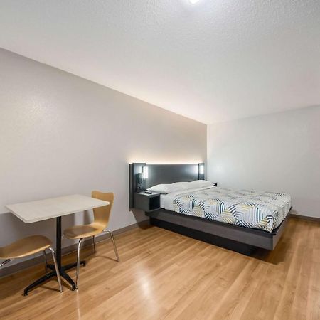 Motel 6-Laredo, Tx - North I-35 외부 사진