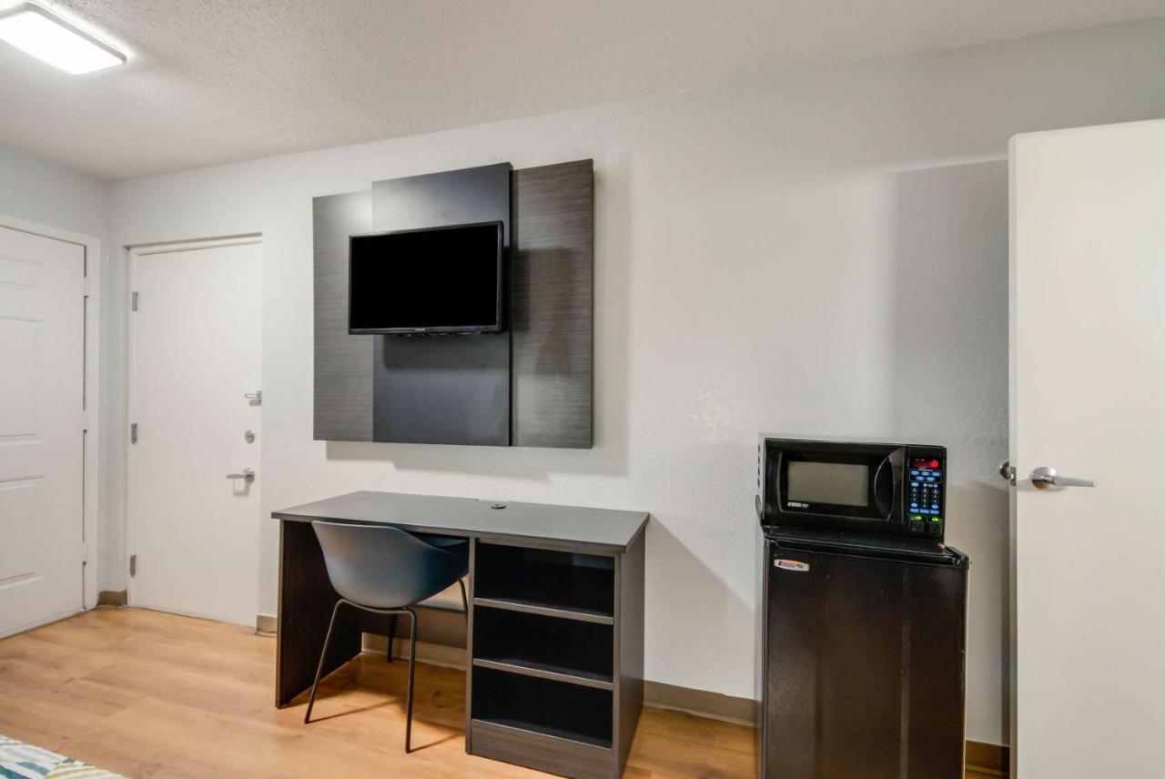 Motel 6-Laredo, Tx - North I-35 외부 사진