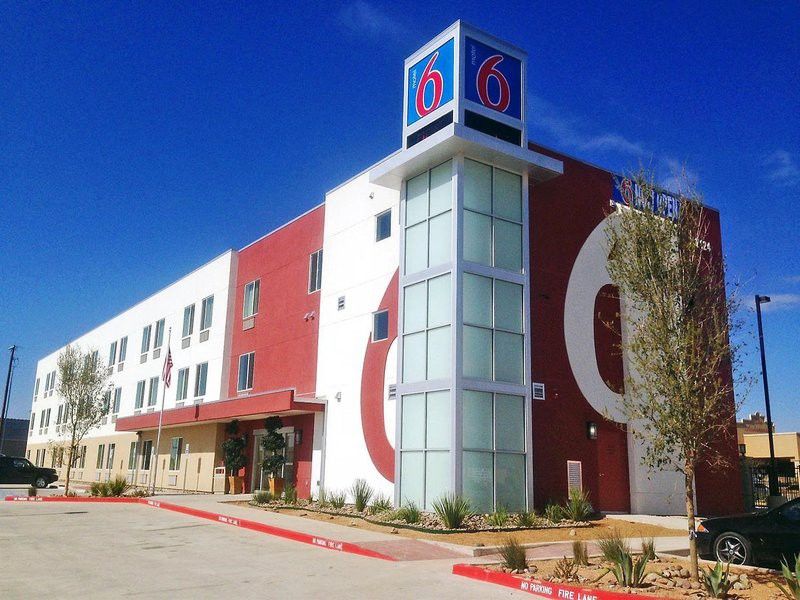 Motel 6-Laredo, Tx - North I-35 외부 사진