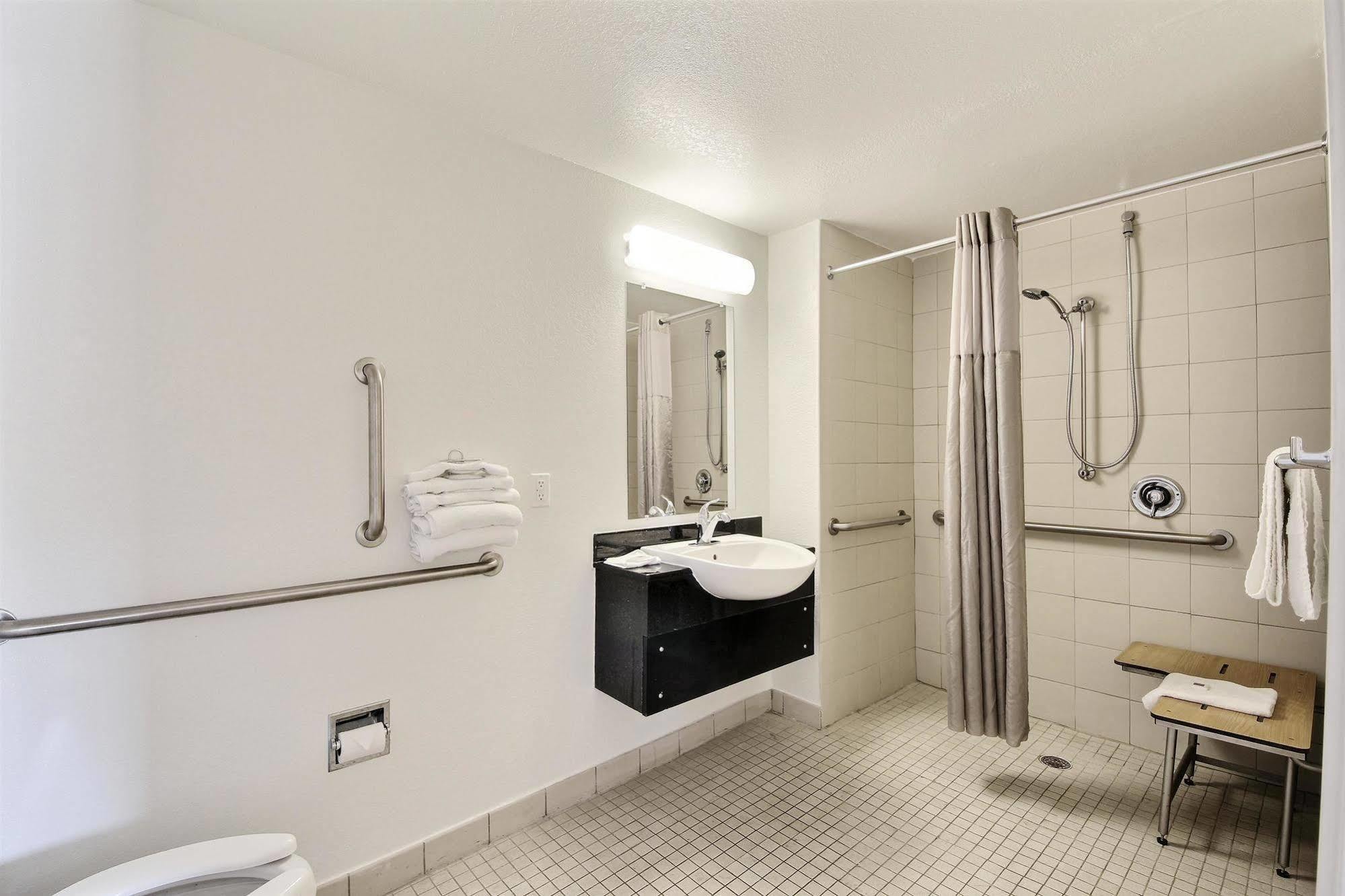 Motel 6-Laredo, Tx - North I-35 외부 사진